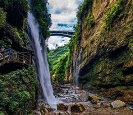 恩施旅游必去十大景点